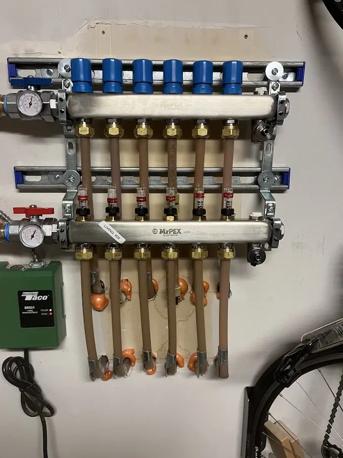 Plumber performing Gas Leak Detection at a residential property in Schaumburg